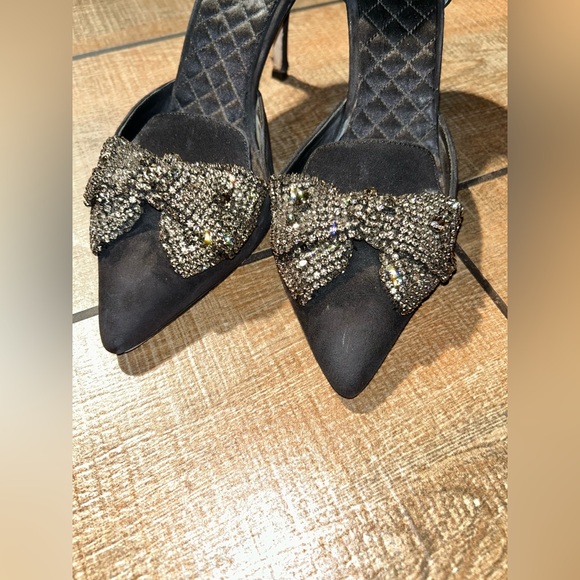 Tory Burch Black Crystal Bow Pointed-Toe Women's Heels Sz 7 1/2 - Picture 3 of 16